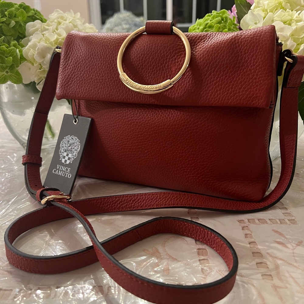 Vince Camuto -NWT Ruthie Small Crossbody Handbag Purse Black Leather MSRP $158